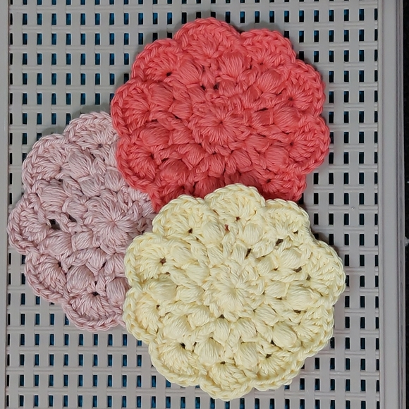 Crochet Super Scrub Facial Rounds▪︎ Grapefruit Special Edition▪︎Set of 3 - Picture 3 of 5